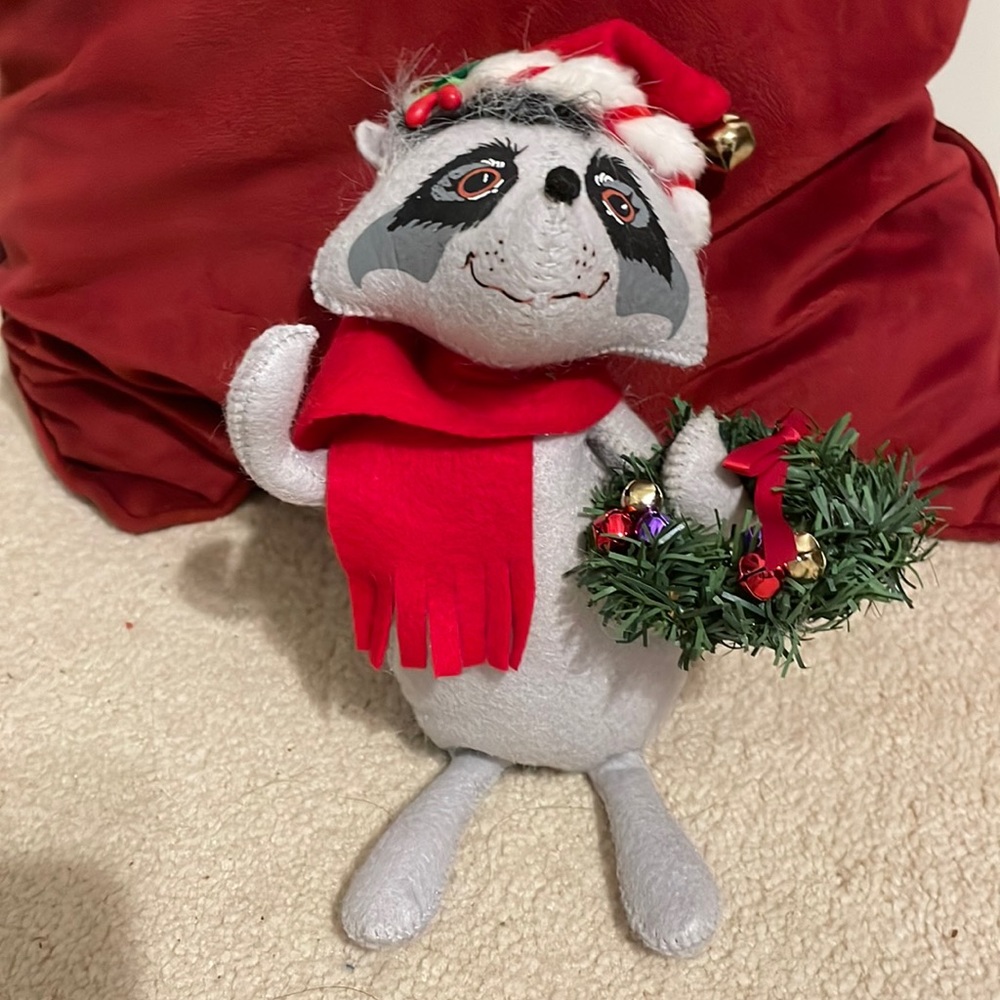 Annalee   Raccoon